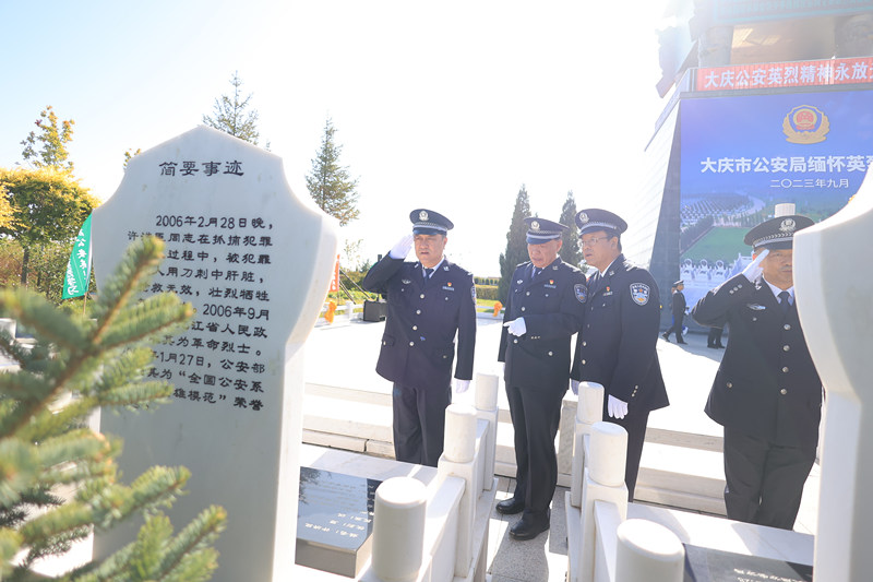 1696054431285118.jpg LEE_1175.JPG