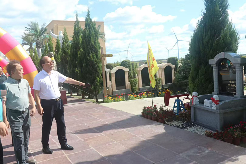 1754353256688712.jpg z5.jpg